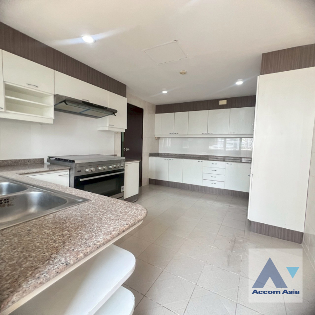 🔼AccomA🔽 Pet friendly 3 Bedrooms Apartment for Rent in Sukhumvit, Bangkok near BTS Phrom Phong at Family Size Residence Starting at 280 Sqm (AA45628) – รูปที่ 3