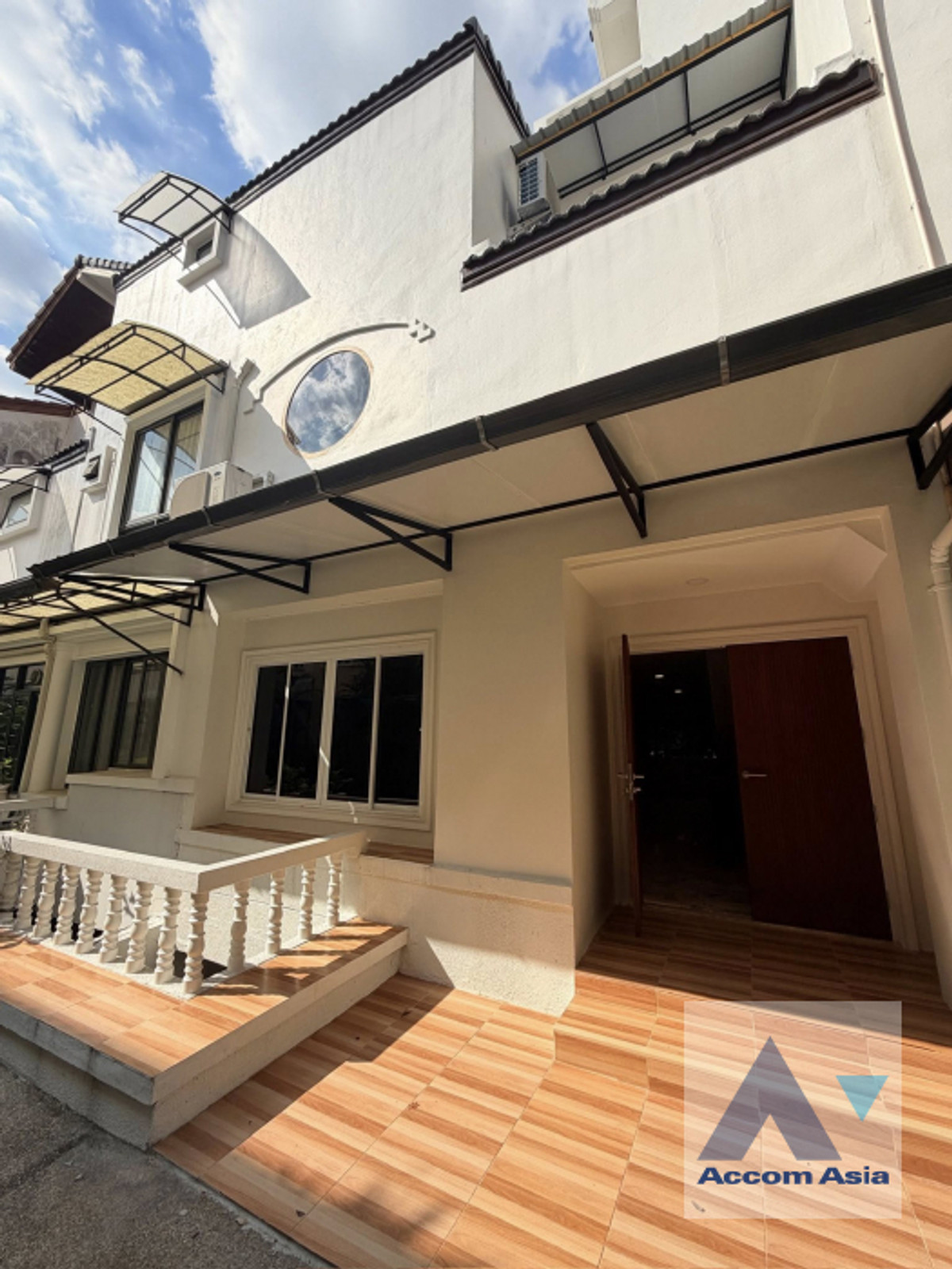 🔼AccomA🔽Home Office 4 Bedrooms Townhouse for Rent in Sathorn, Bangkok near BTS Saint Louis (AA45870) 🔼AccomA🔽Home Office 4 Bedrooms Townhouse for Rent in Sathorn, Bangkok near BTS Saint Louis (AA45870)
