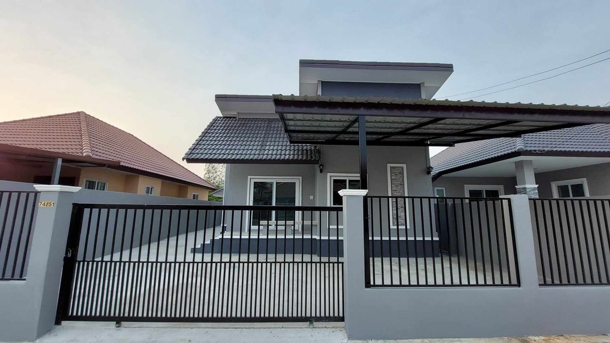 New detached house is completed. Ban Phrae Daida Project Soi 5-Malai Man Road Near Nakhon Pathom Rajabhat University New detached house is completed. Ban Phrae Daida Project Soi 5-Malai Man Road Near Nakhon Pathom Rajabhat University
