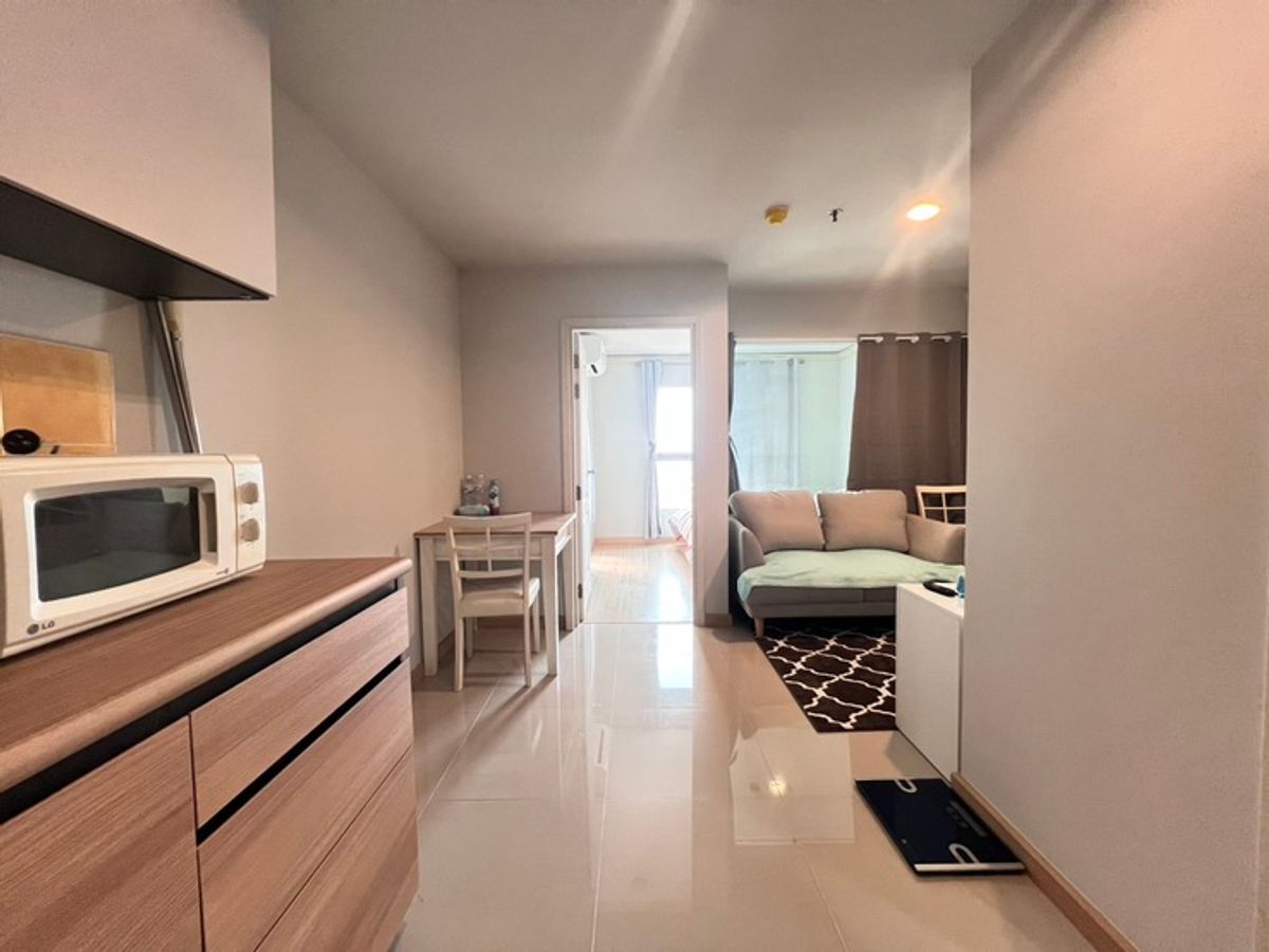 Condo for sale !! Rich Park @Bangson Station, ready to stay !! Near the MRT BTS station, MRT, Bang Son Station, sells only 1.55 million. Interested, please inquire. Line: atfirm2010