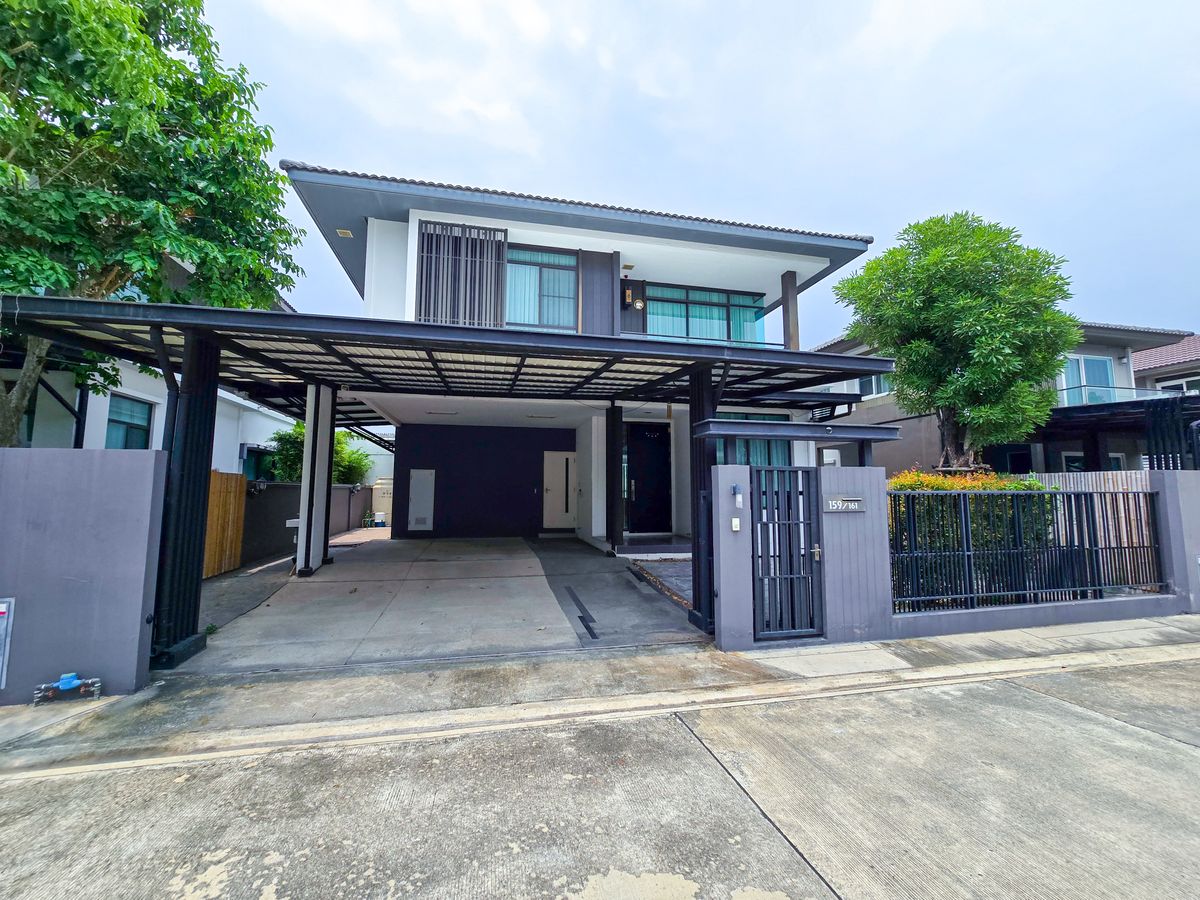 For sale, single house, Manthana Srinakarin-Bangna, size 52 sq.w., usable area 165 sq.m., beautiful house, beautiful plot, no one behind the house, ready to move in For sale, single house, Manthana Srinakarin-Bangna, size 52 sq.w., usable area 165 sq.m., beautiful house, beautiful plot, no one behind the house, ready to move in