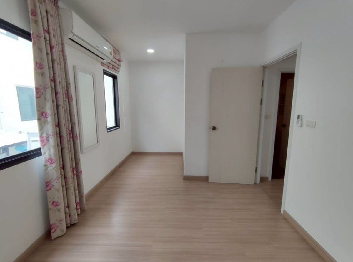 ❤️💛💙 Townhome 4 bedrooms 🚩 Near the Sathon 15 minutes – รูปที่ 4