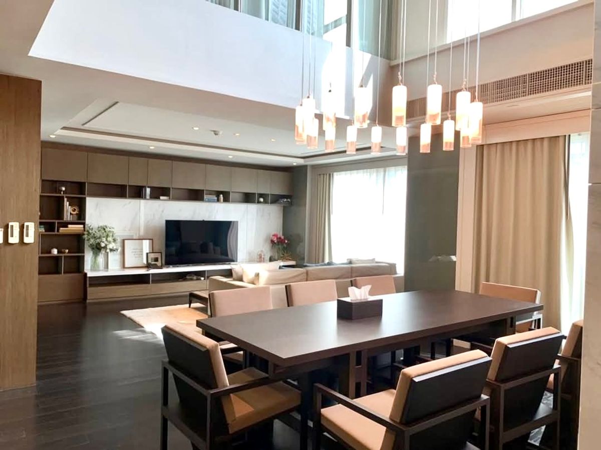 The Crest Sukhumvit 24: 3bed 3bath (Duplex) + maid 248.37sqm. 200,000/mth. Am: 0656199198