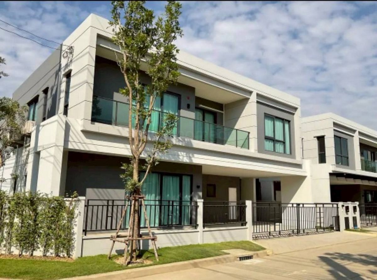 Rent a 2 -story house, Centro Bangna, 61 sq.whi, 4 beds, 5 water, Fully Furnished ready - GHD000579R Rent a 2 -story house, Centro Bangna, 61 sq.whi, 4 beds, 5 water, Fully Furnished ready - GHD000579R