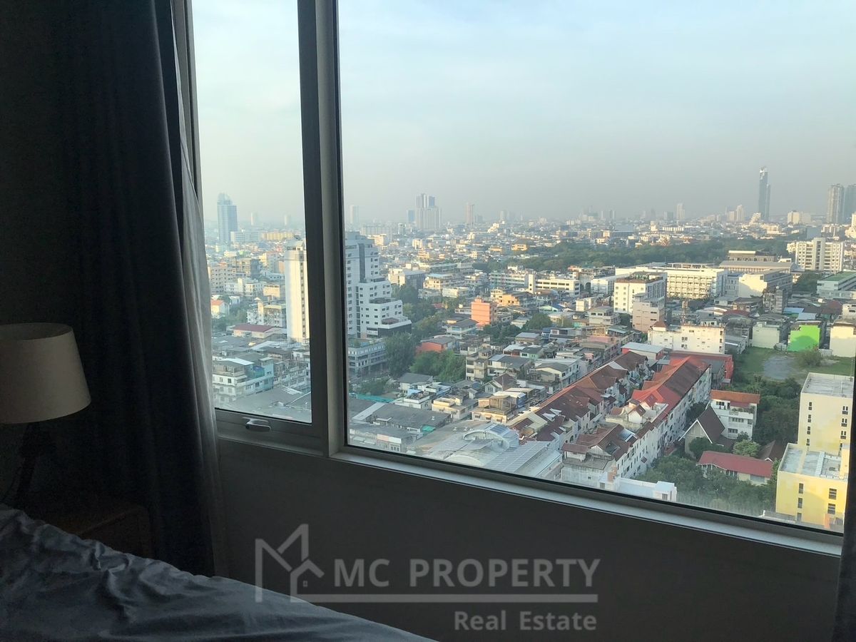 The Empire Place 2 bedroom 100sqm facing west no block view super silence for sale only 13.8Mb please contact 0816878954