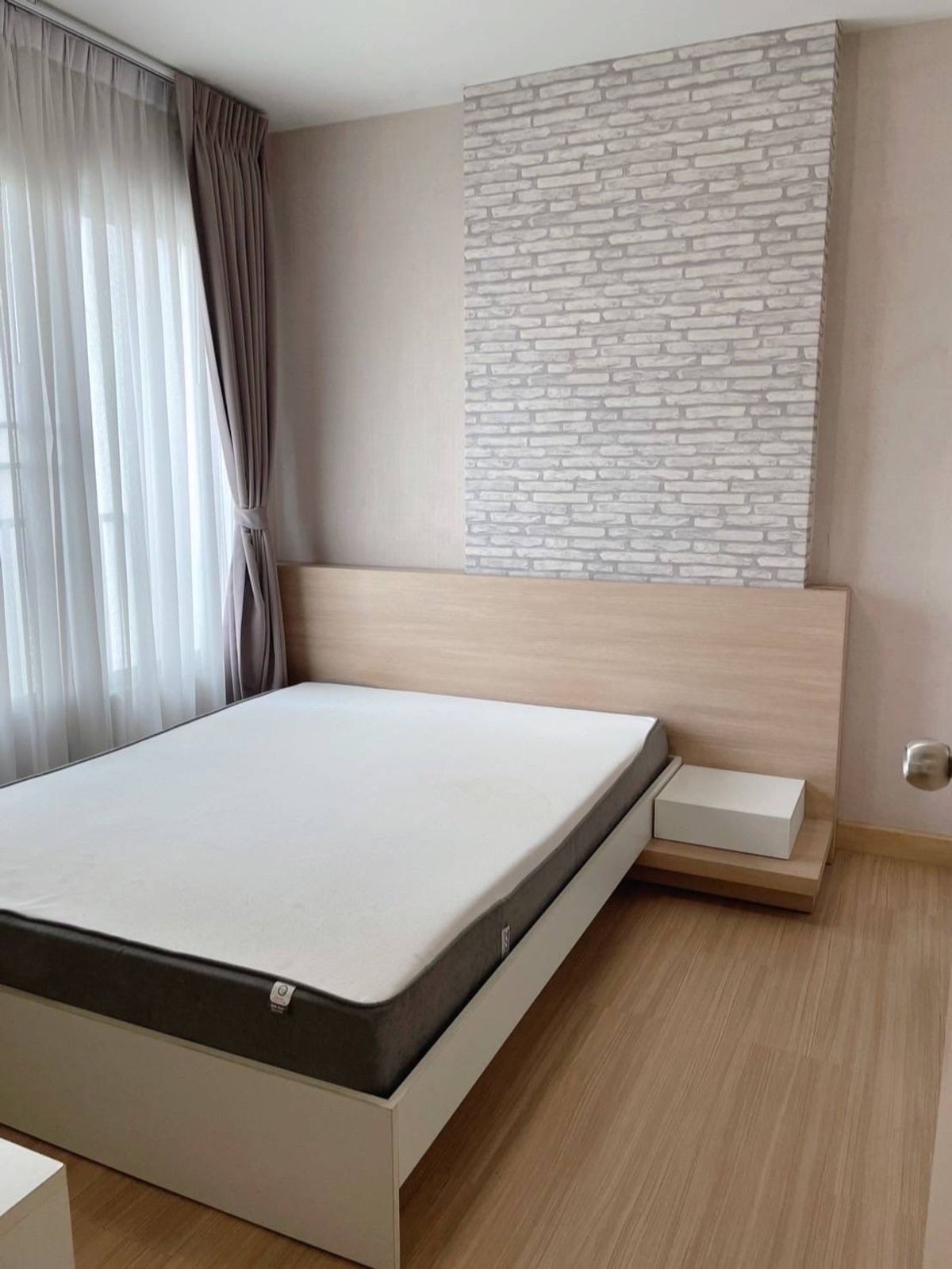 For rent The Parkland Srinakarin (The Parkland Srinakarin) 🛏️ 1 bedroom 🛁 1 bathroom 🛋️ 1 living room size 40 sqm. Building D 14 ✨ Price 9,000 baht ✨ For rent The Parkland Srinakarin (The Parkland Srinakarin) 🛏️ 1 bedroom 🛁 1 bathroom 🛋️ 1 living room size 40 sqm. Building D 14 ✨ Price 9,000 baht ✨