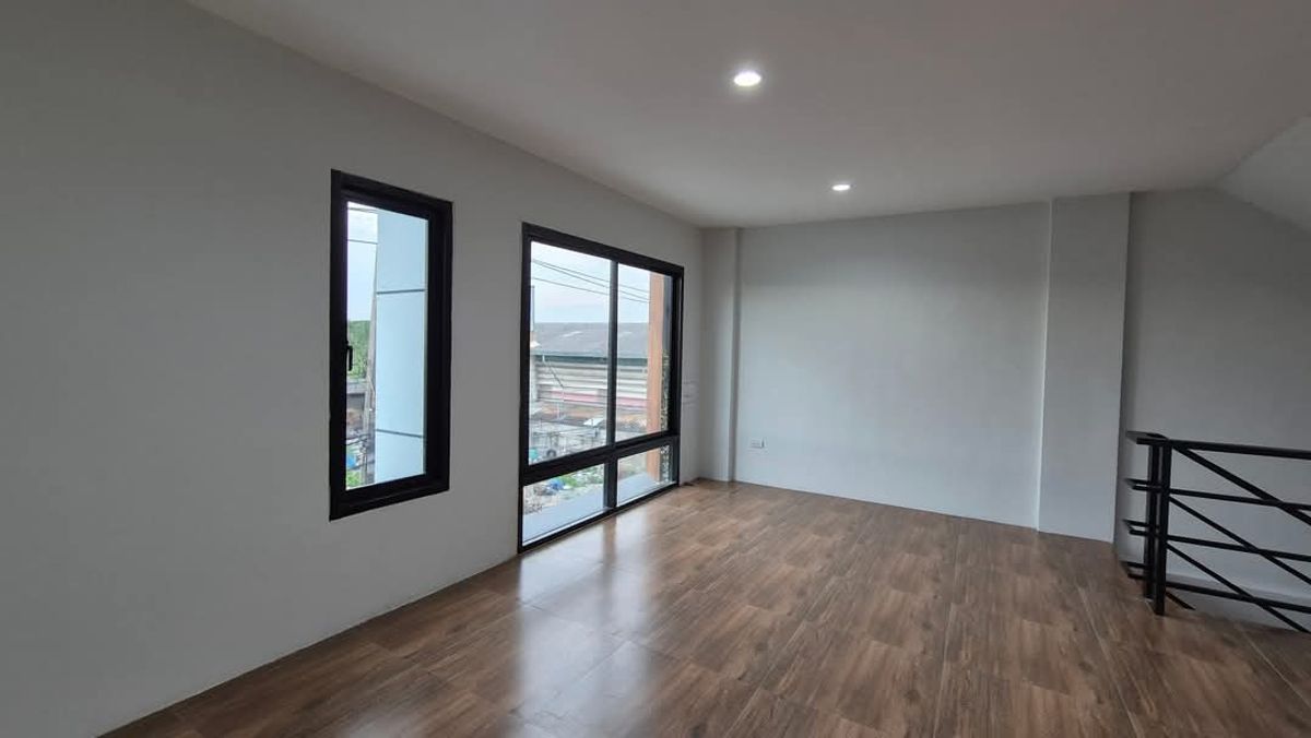 4 -storey home office for rent, Soi Petchkasem 69, area 21 sq.w., 240 sqm. – รูปที่ 4