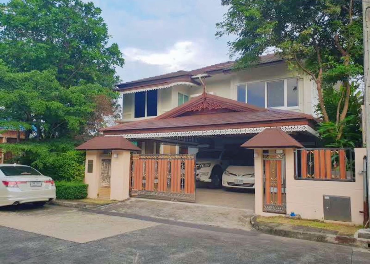 House for sale in the corner of The City Rama 5-Ratchapruek 1