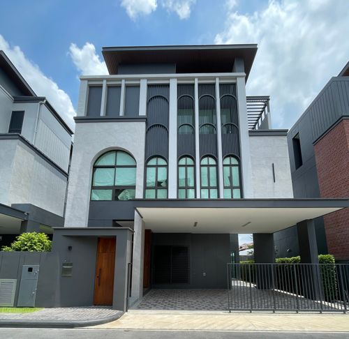 ขายบ้านเดี่ยวหรู ธารารมณ์ ไพรเวท เรสซิเดนซ์ รามคำแหง 9 บ้านเดี่ยว 3 ชั้น พื้นที่ใช้สอย 416 ตร.ม. ฟังก์ชัน 4 ห้องนอน 5 ห้องน้ำ 3 ที่จอดรถ  บนถนนรามคำแหง ใกล้แยกสุขุมวิท 71 ใกล้รถไฟฟ้าสายสีส้มและ Airport Link สถานีรามคำแหง
