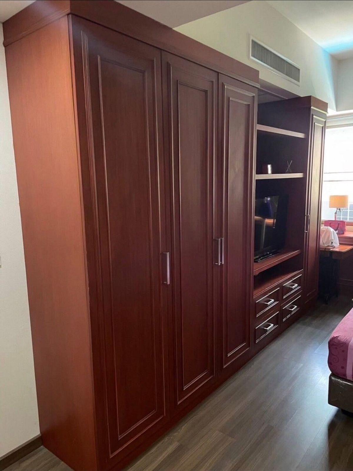 ♦ Prime Location ♦ ชั้น 00+ 135.00 ตร.ม. | 2 ห้องนอน 2 ห้องน้ำ | คอนโดใกล้ Emporium 2 นาที, BTS สถานีพร้อมพงษ์ 3 นาที – รูปที่ 3
