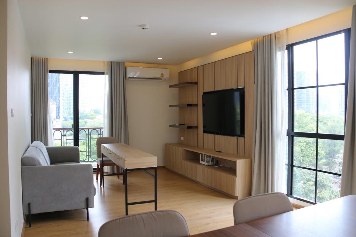 For Rent📍ณ วรา เรสสิเด้น หลังสวน (Na vara Residence)🛀3 bed 3 bath📞0639399665 For Rent📍ณ วรา เรสสิเด้น หลังสวน (Na vara Residence)🛀3 bed 3 bath📞0639399665