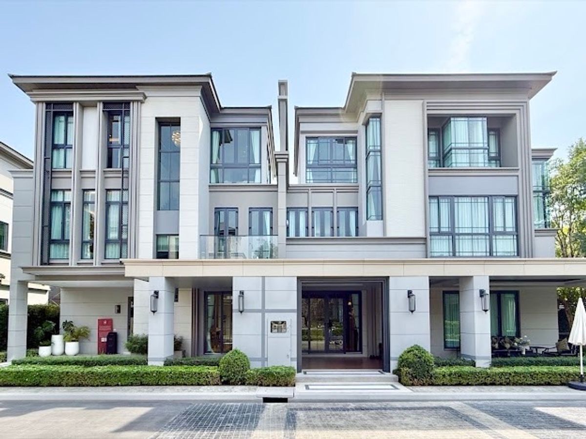 ✨🏡บ้านหรู 3 ชั้นใจกลางเมือง! Baan Klang Muang Classe รัชดา - ลาดพร้าว เริ่ม 19.9 ลบ. | 3 นอน 4 น้ำ 2 ที่จอด พื้นที่ใช้สอย 234 ตร.ม. นัดชม 📲 095-9299924 (K.เบนซ์) ✨🏡บ้านหรู 3 ชั้นใจกลางเมือง! Baan Klang Muang Classe รัชดา - ลาดพร้าว เริ่ม 19.9 ลบ. | 3 นอน 4 น้ำ 2 ที่จอด พื้นที่ใช้สอย 234 ตร.ม. นัดชม 📲 095-9299924 (K.เบนซ์)