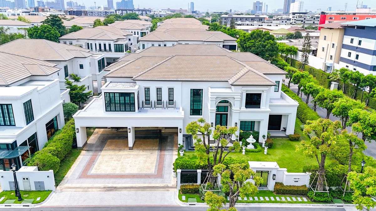 House for sale, Ban Sansiri Phatthanakan 212 sq.wah (Baan Sansiri Pattanakarn) House for sale, Ban Sansiri Phatthanakan 212 sq.wah (Baan Sansiri Pattanakarn)