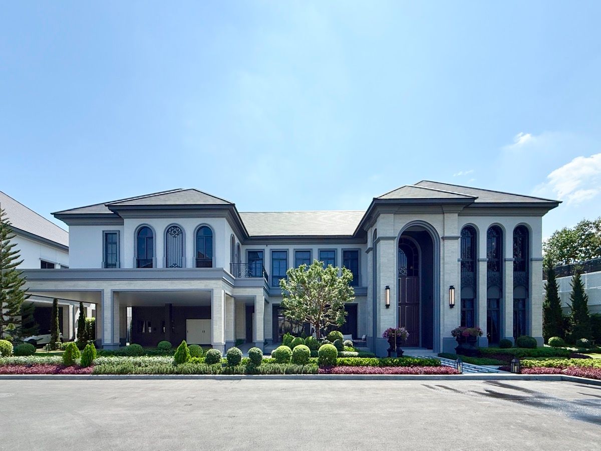 The Palazzo, Krungthep Kreetha-(L) 885 sqm. Land 216 meters 5, 6 water, 8, buy at the project 092-545-6151 (Tim)