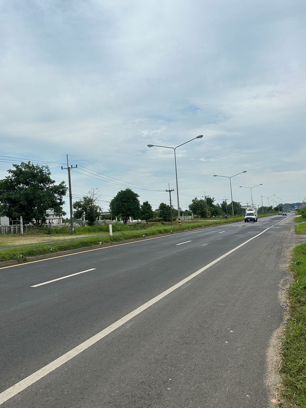 Land for sale, area of ​​5 rai, on the 4 -lane road, never flooded near Makro Lotus Big C, Warin Chamrap District, Ubon Ratchathani   – รูปที่ 2