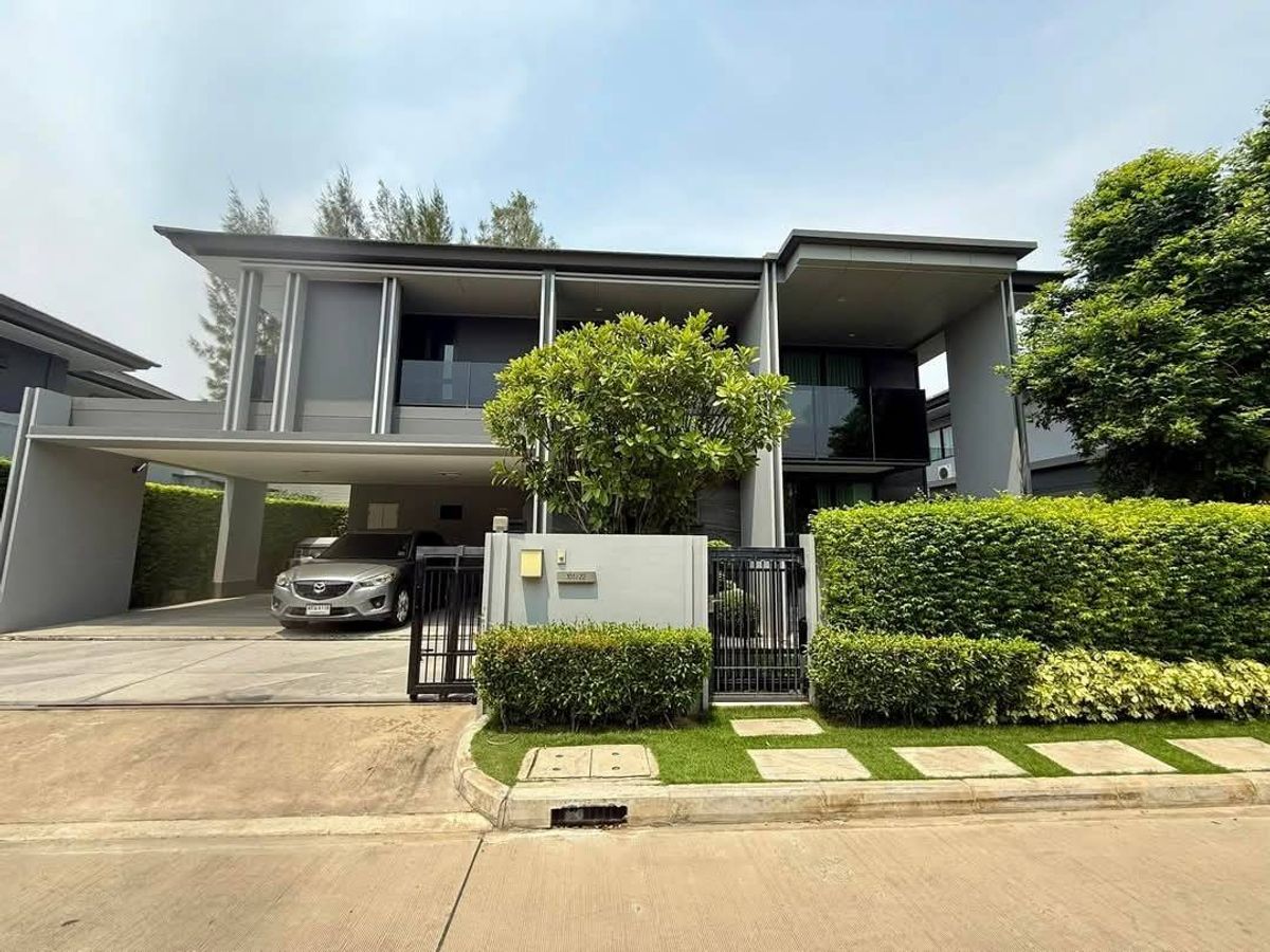 ❖ Ready to move in ❖ บ้านเดี่ยว 2 ชั้น | 82.00 ตร.ว. 280.00 ตร.ม. | 4 ห้องนอน 4 ห้องน้ำ | ใกล้ ลิตเติ้ลวอล์ค กรุงเทพกรีฑา 5 นาที, มาร์เก็ตเพลส กรุงเทพกรีฑา 8 นาที, โรงเรียนนานาชาติเวลลิงตัน 9 นาที