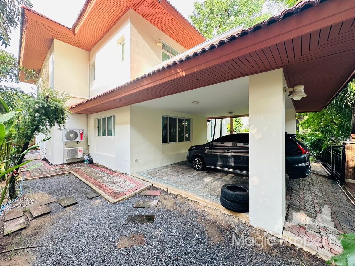 ขายบ้านเดี่ยว 5 ห้องนอน ใน หมู่บ้าน นิชดาธานี อำเภอปากเกร็ด นนทบุรี ขายบ้านเดี่ยว 5 ห้องนอน ใน หมู่บ้าน นิชดาธานี อำเภอปากเกร็ด นนทบุรี
