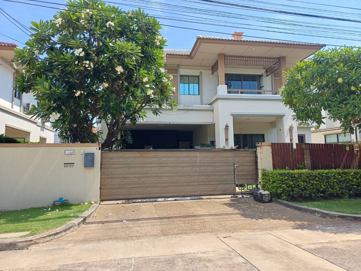House for sell Burasiri Ratchapruek Chaengwattana 4 bedrooms, 89 sq.w, next to the Maine road. Near Denla British School House for sell Burasiri Ratchapruek Chaengwattana 4 bedrooms, 89 sq.w, next to the Maine road. Near Denla British School