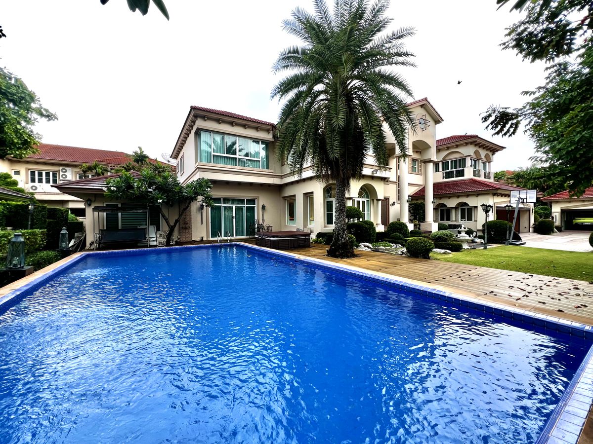 ให้เช่าบ้านหรู พร้อมสระว่ายน้ำในบ้าน Q House Avenue ราชพฤกษ์ - พระราม 5 ให้เช่าบ้านหรู พร้อมสระว่ายน้ำในบ้าน Q House Avenue ราชพฤกษ์ - พระราม 5
