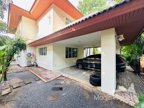5 Bedroom Single House For Sale in Nichada Thani Village, Pak Kret, Nonthaburi