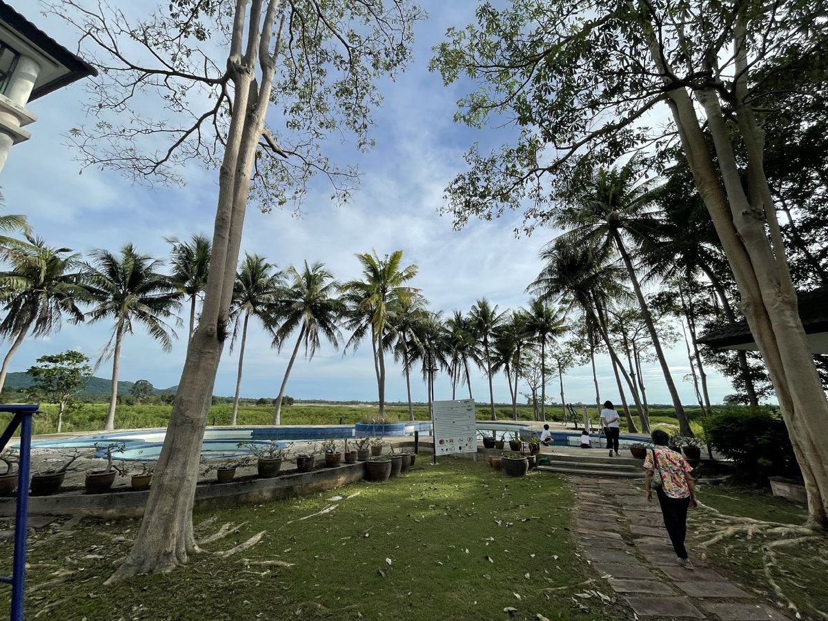 ขายที่ดินโครงการบ้านเนินน้ำ 101 ตรว.เพียง9แสนบาท โครงการติดอ่างเก็บน้ำห้วยขุนจิต วิวอ่างเก็บน้ำ และ วิวภูเขา สวยมาก