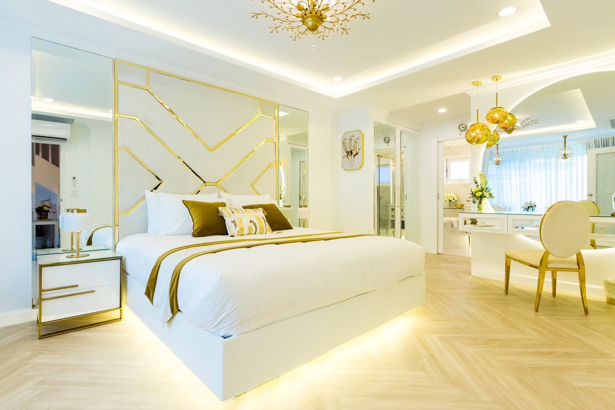 4 -story townhome rental The Crystal Park Pradit Manutham 19 Furniture air There are 4 bedrooms, 4 bathrooms, 1 fitness room. Rental price 99,000 baht – รูปที่ 3
