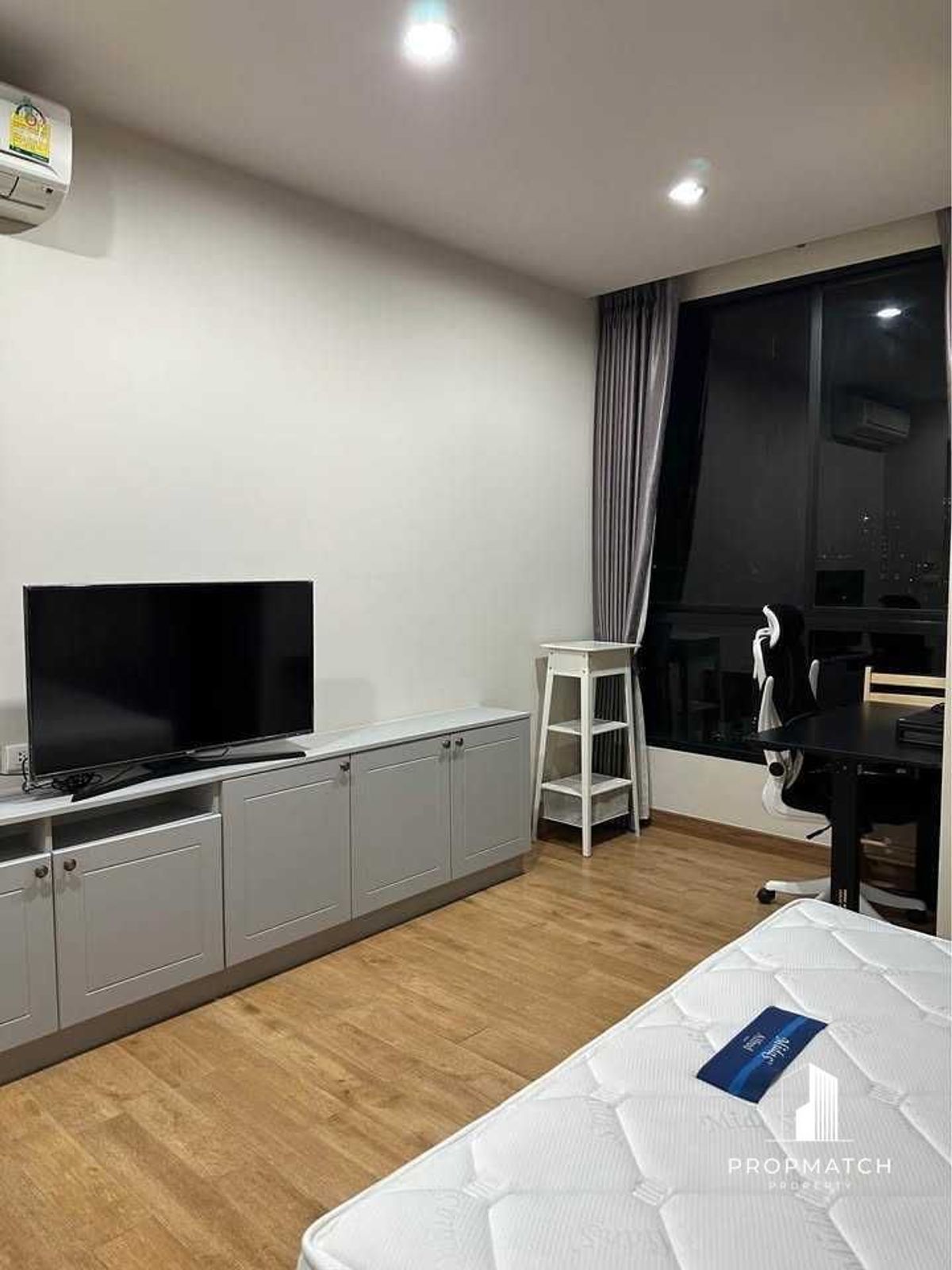 ✨Flash Deal ✨The Editor Saphan Khwai ( 1Bed 1Bath 28.5SQM.) พร้อมอยู่ ! เพียง 3,890,000 บาท Tel.0981315848 @propmatch ✨Flash Deal ✨The Editor Saphan Khwai ( 1Bed 1Bath 28.5SQM.) พร้อมอยู่ ! เพียง 3,890,000 บาท Tel.0981315848 @propmatch