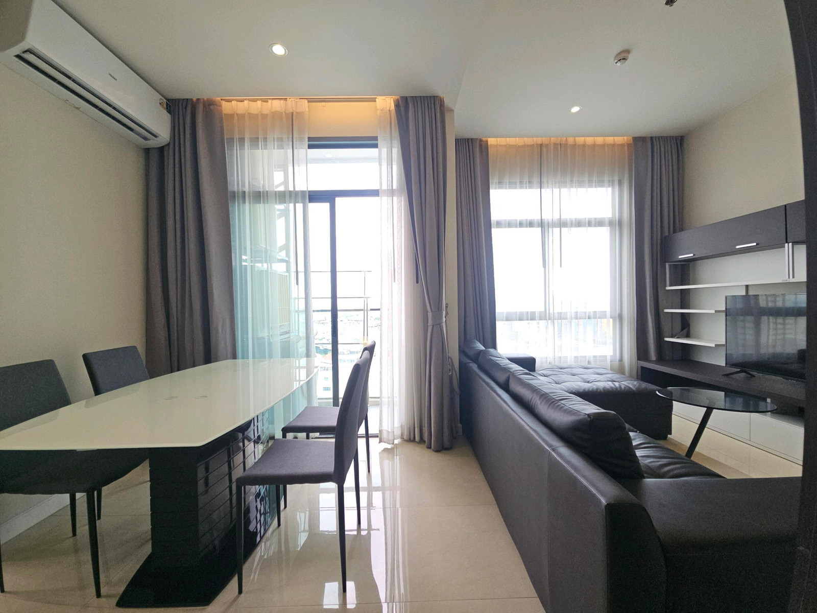 🌟 The corner room is super private. Rent 2 bedrooms, 2 bathrooms, ready! 🌟 🌟 The corner room is super private. Rent 2 bedrooms, 2 bathrooms, ready! 🌟