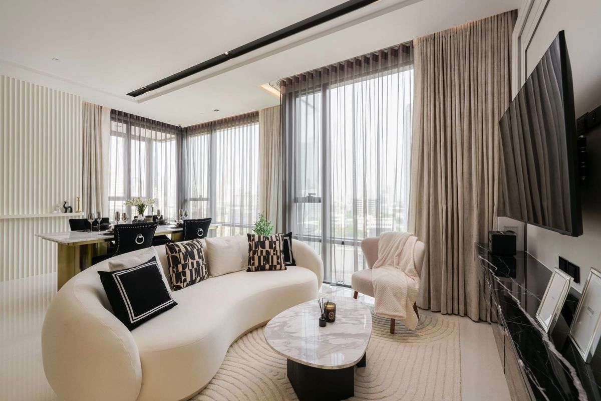 📢👇Sell with tenant til May 2026
Don’t miss this rare opportunity to own or rent in one of Bangkok’s most prestigious areas.Luxury Condo for Rent & Sale.Perfect for both residence and investment! 📢👇Sell with tenant til May 2026
Don’t miss this rare opportunity to own or rent in one of Bangkok’s most prestigious areas.Luxury Condo for Rent & Sale.Perfect for both residence and investment!