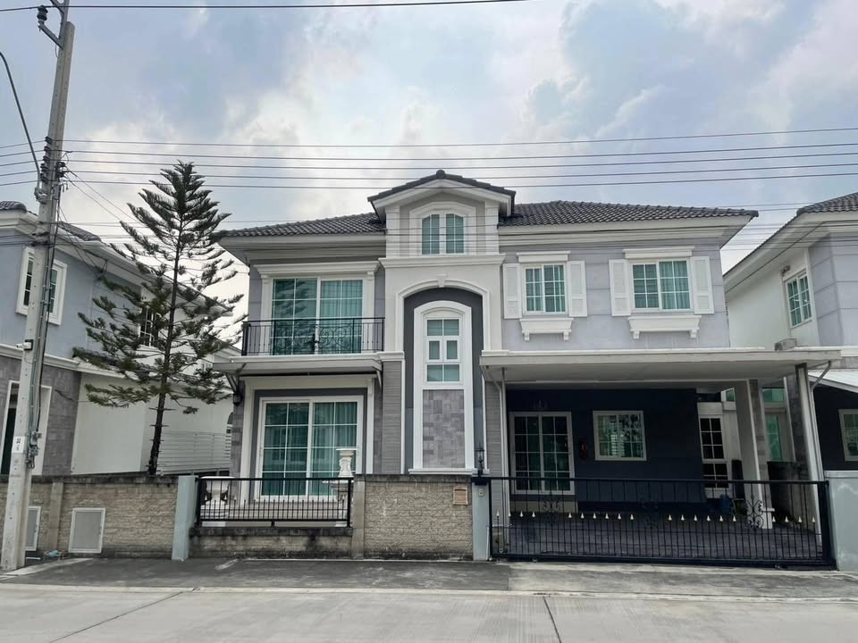 Single house for rent, Golden Neo Kaset-Nawamin. Air conditioning, complete furniture  There are 4 bedrooms, 4 bathrooms. Monthly rental price 40,000 baht