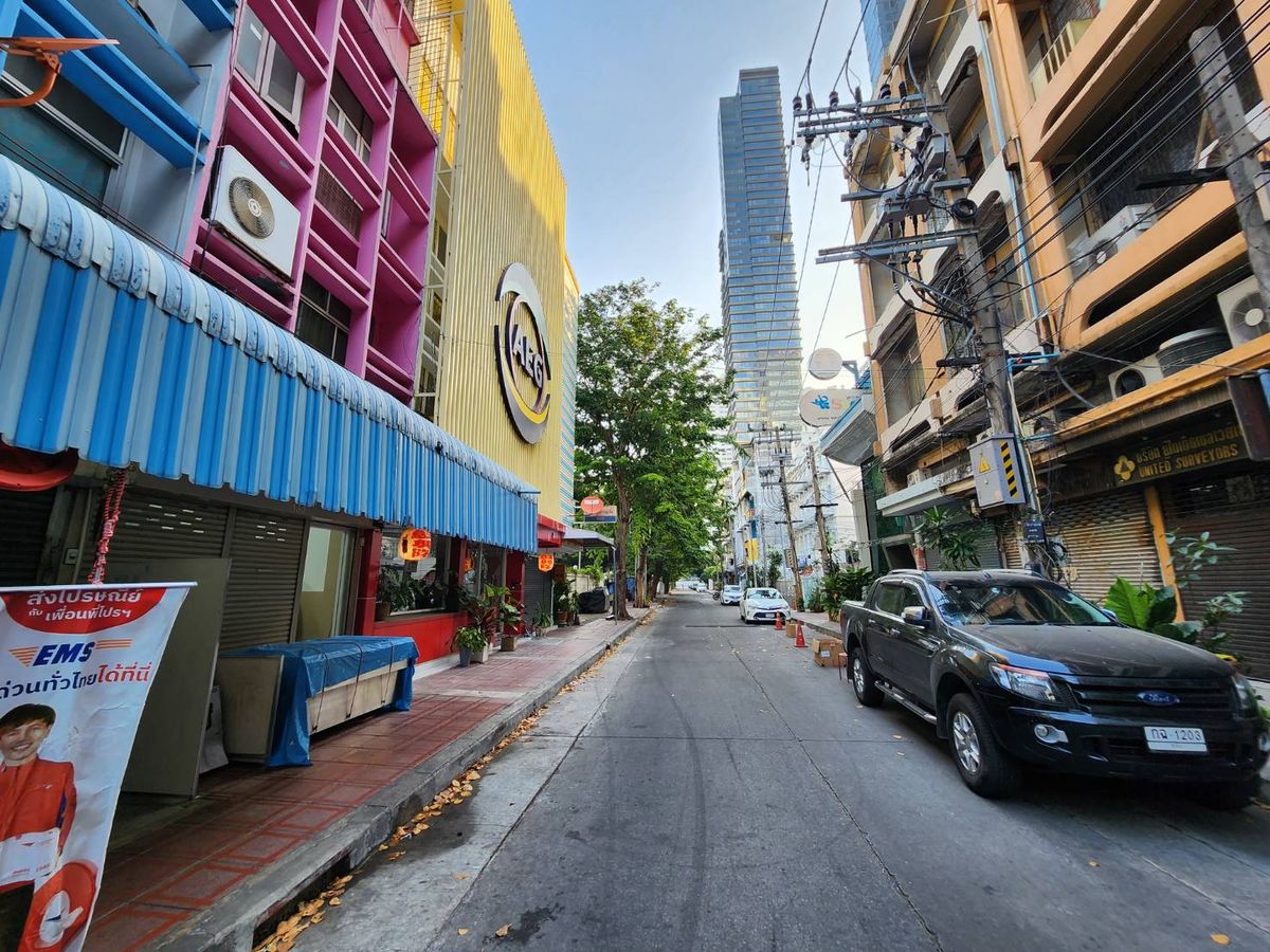 โอกาสผู้ประกอบการร้านอาหาร! ใจกลาง CBD สีลม ทำเลค้าขายได้ตลอดปี!! ขายอาคารพาณิชย์ นราธิวาสราชนครินทร์ 2 (ซอยอนุมานราชธน) ถนนเดโช ติดสำนักงานใหญ่ AIA – รูปที่ 4