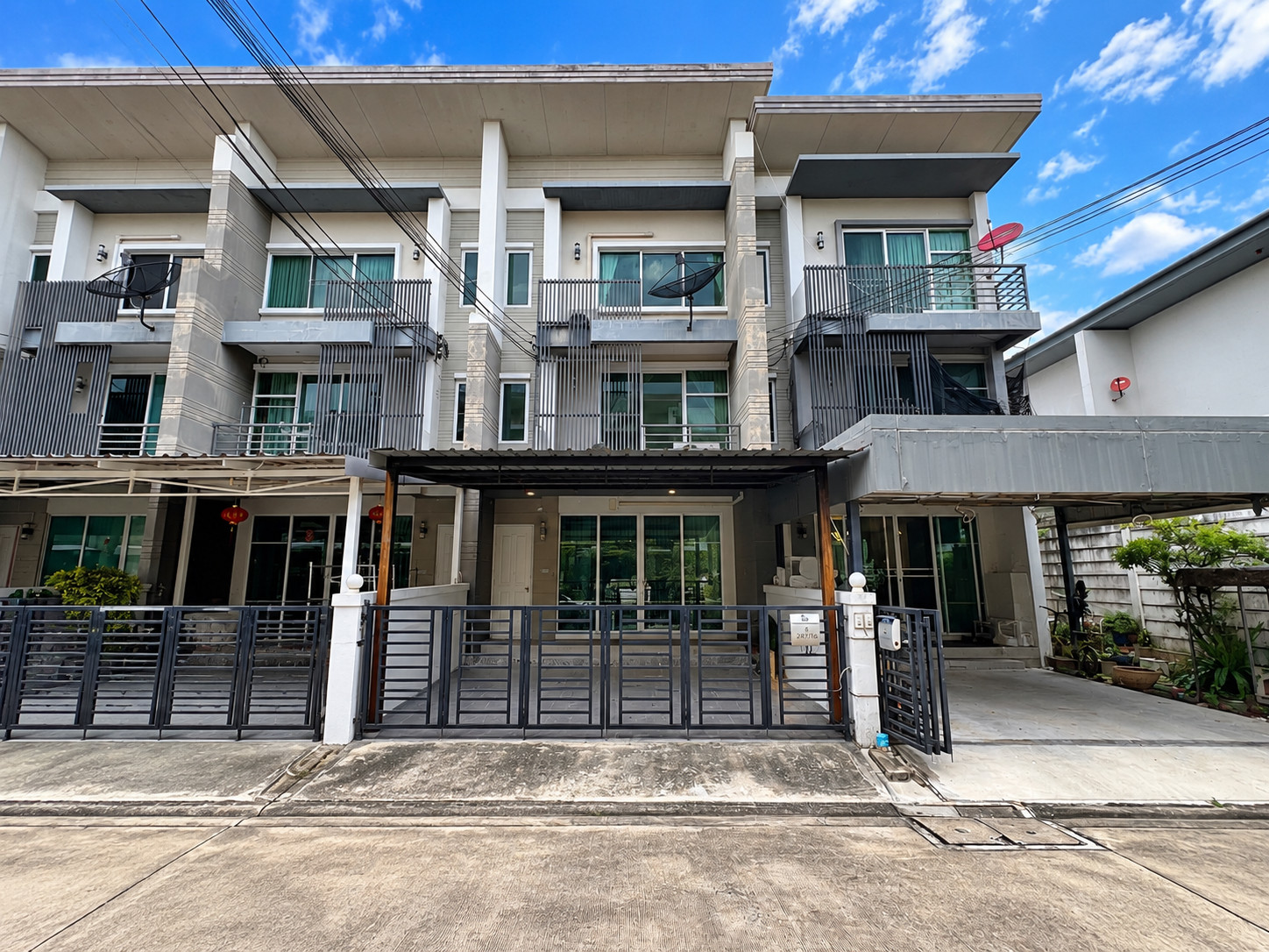 ให้เช่า Townhome 3 ชั้น โครงการ Town Avenue พระราม 9 – กรุงเทพกรีฑา 7 ใกล้ถนนรามคำแหง 60 และทางด่วน เดินทางสะดวก ให้เช่า Townhome 3 ชั้น โครงการ Town Avenue พระราม 9 – กรุงเทพกรีฑา 7 ใกล้ถนนรามคำแหง 60 และทางด่วน เดินทางสะดวก
