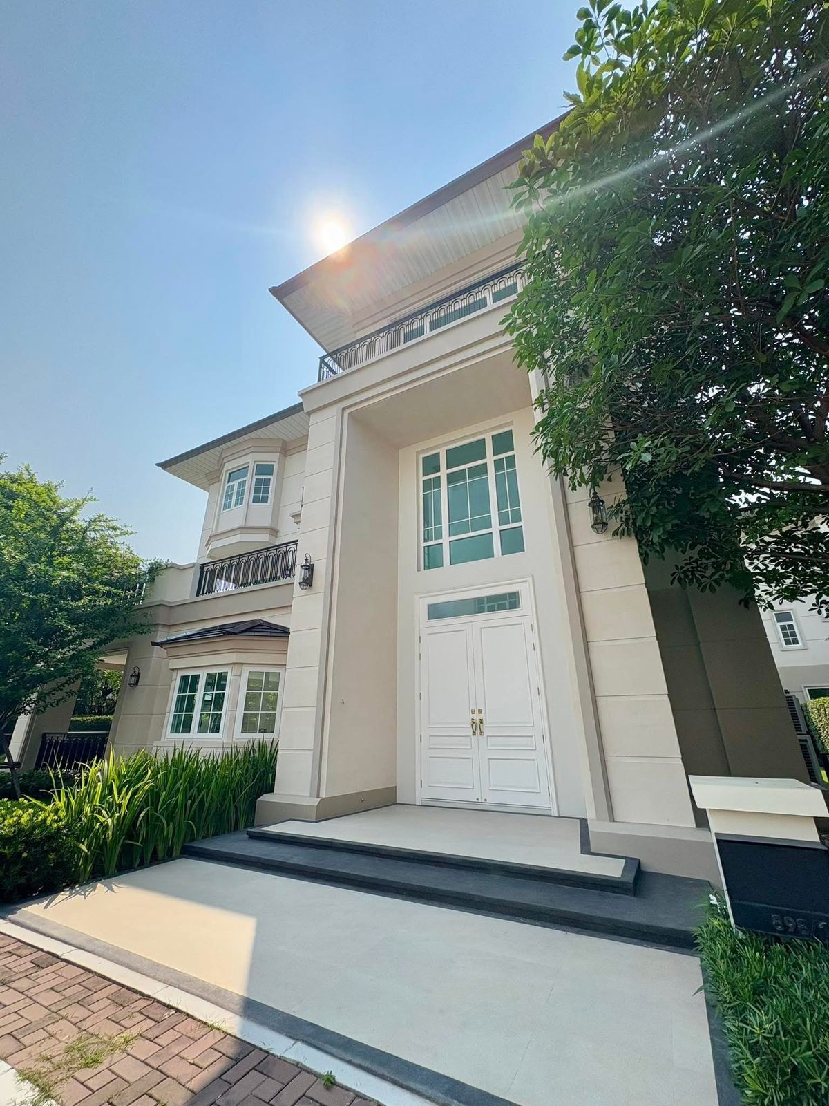 ❖ Spacious House ❖ บ้านเดี่ยว 2 ชั้น | ขนาดที่ดิน 207.60 ตร.ว. พื้นที่ใช้สอย 897.54 ตร.ม. | 3 ห้องนอน 5 ห้องน้ำ 6 ที่จอดรถ | ใกล้ CDC – รูปที่ 2