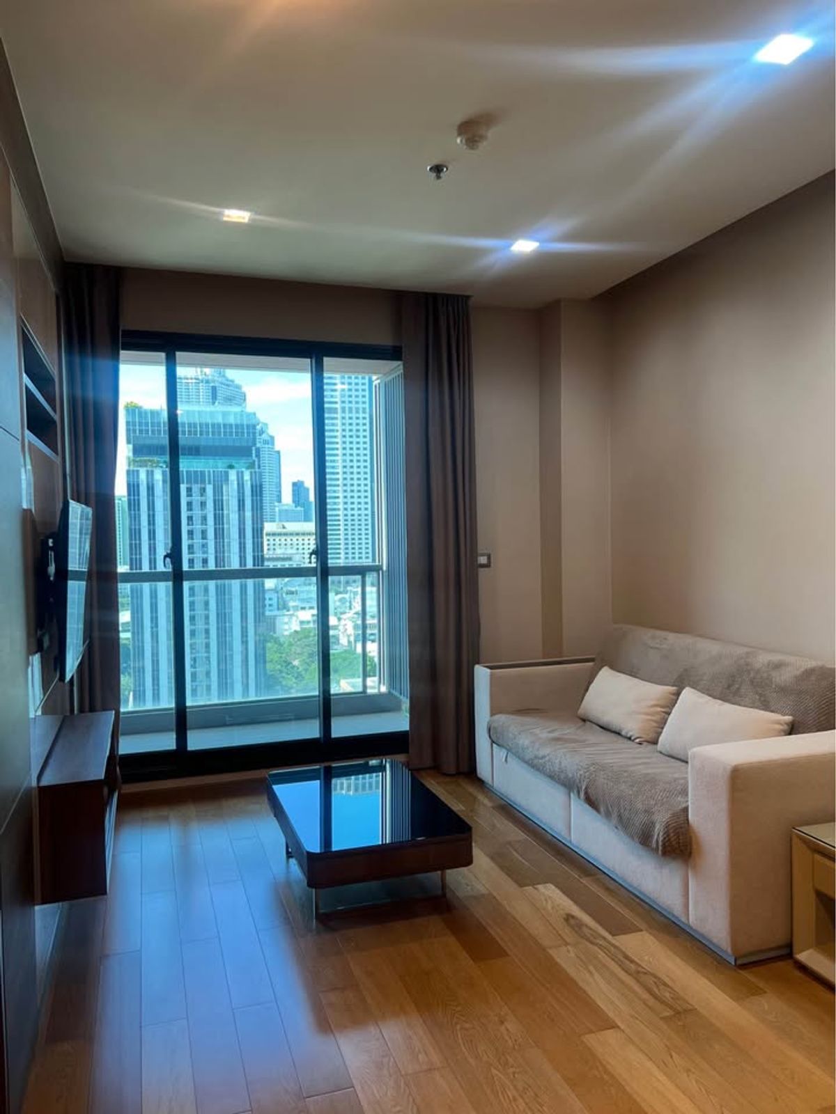 🌇 Luxury Condo for Rent 1 Bedroom, Fully Furnished with Jacuzzi Perfect for Singles or Couples | Close to BTS Saint Louis 🌇 Luxury Condo for Rent 1 Bedroom, Fully Furnished with Jacuzzi Perfect for Singles or Couples | Close to BTS Saint Louis