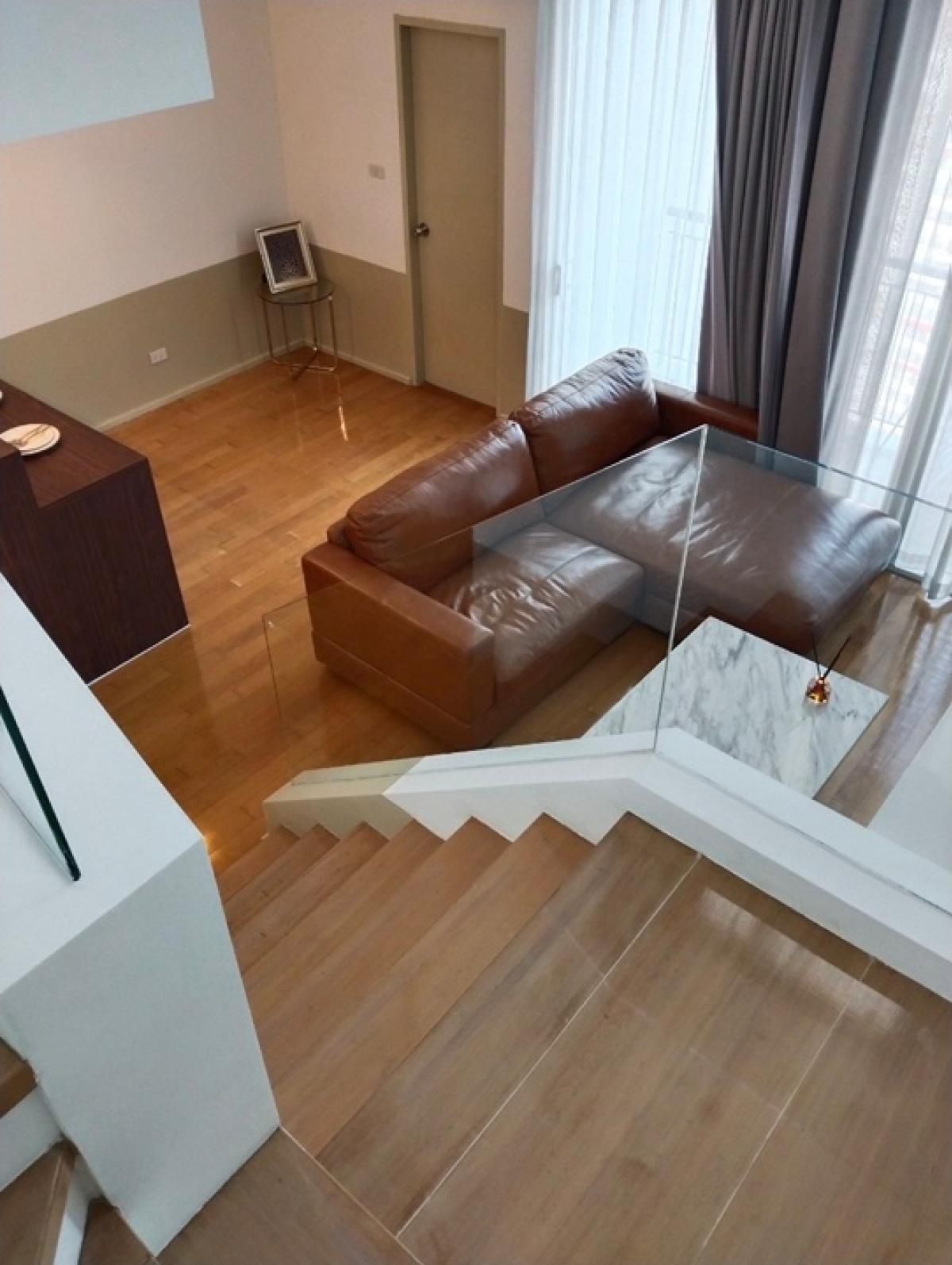 🏙 ขายคอนโดพร้อมผู้เช่า Duplex สุดหรู Villa Rachatewi เฟอร์นิเจอร์บิวท์อิน + เครื่องใช้ไฟฟ้าครบ เข้าอยู่ได้ทันที ชั้นสูง วิวใบหยก ไม่ถูกบล็อก ใกล้ BTS พญาไท 🏙 ขายคอนโดพร้อมผู้เช่า Duplex สุดหรู Villa Rachatewi เฟอร์นิเจอร์บิวท์อิน + เครื่องใช้ไฟฟ้าครบ เข้าอยู่ได้ทันที ชั้นสูง วิวใบหยก ไม่ถูกบล็อก ใกล้ BTS พญาไท