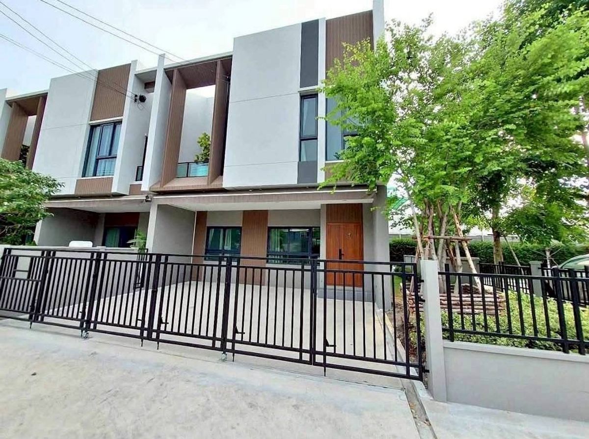 ให้เช่าบ้านกลางเมืองลาดพร้าว 101 สเตชั่น 🏡🎊🎉出租:Baan Klang Muang Ladprao 101 Station 站中間的房子 ให้เช่าบ้านกลางเมืองลาดพร้าว 101 สเตชั่น 🏡🎊🎉出租:Baan Klang Muang Ladprao 101 Station 站中間的房子