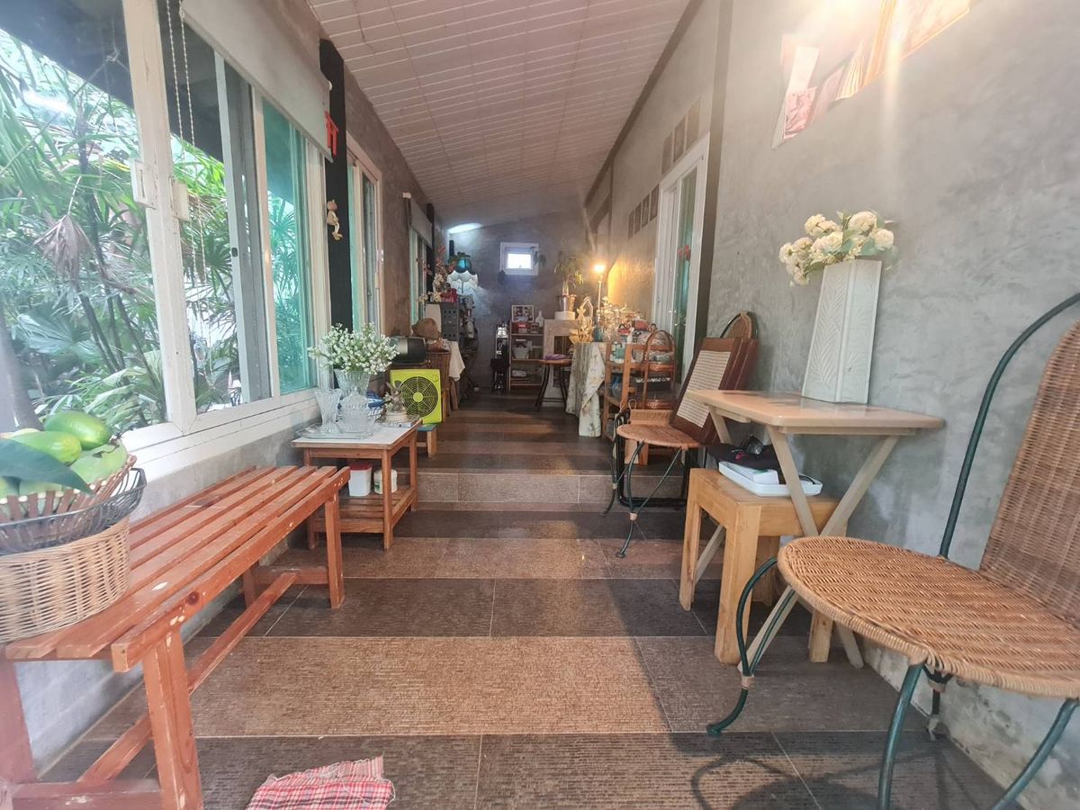 #ขายบ้านริมคลอง สไตล์รีสอร์ท ติดคลองวัดโพธิ์ พุทธมณฑล สาย 1  เนื้อที่ 299 ตร.ว.(รวม 2 โฉนด)  #ถนนพุทธมณฑล สาย 1  #แขวงบางระมาด  #เขตตลิ่งชัน  #กรุงเทพฯ 										 – รูปที่ 4