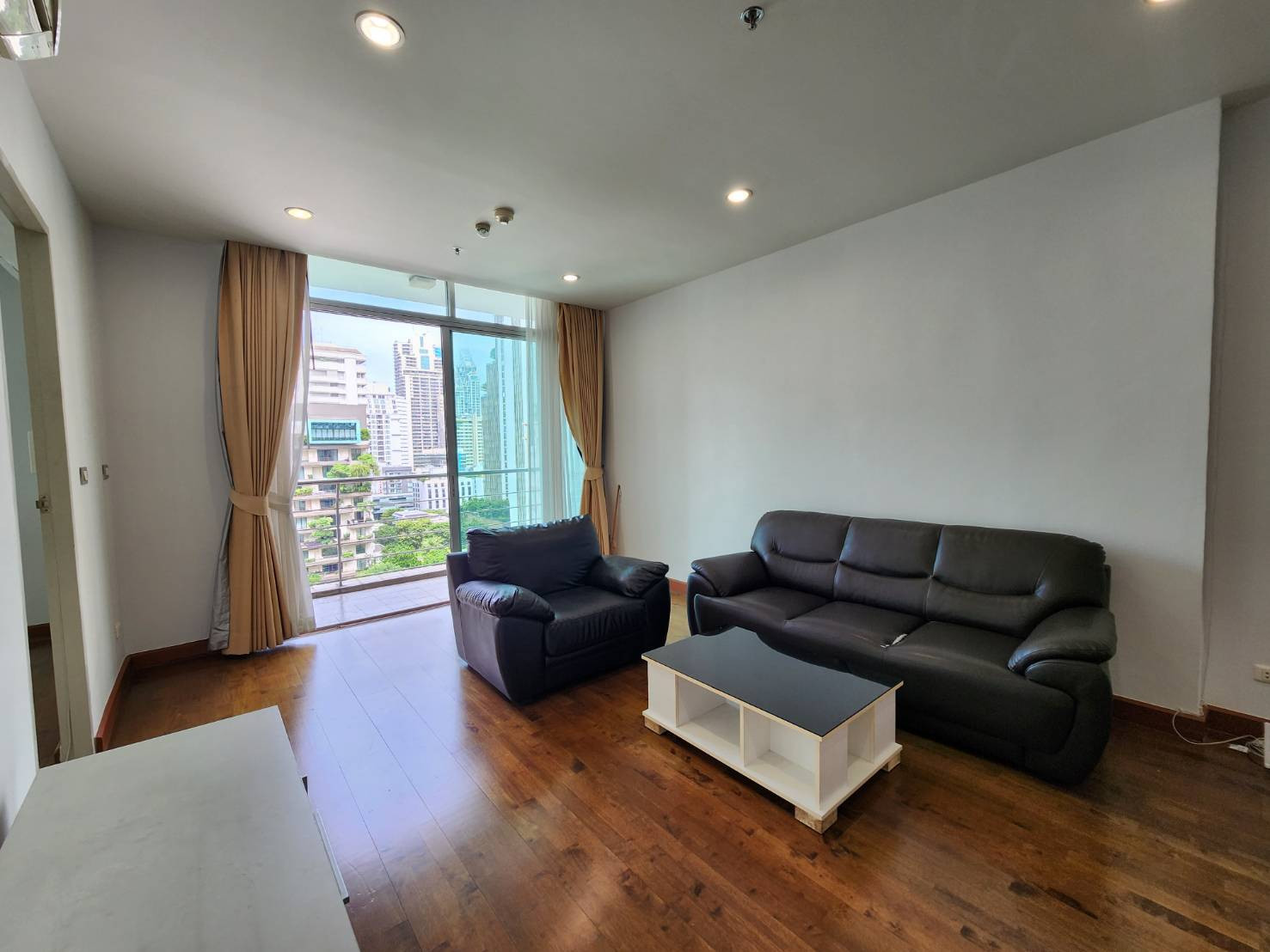 Condo for rent 2 bedrooms 77 sqm. Walk distance to BTS Asoke/MRT Sukhumvit, Terminal 21 only 5 mins walk. – รูปที่ 4