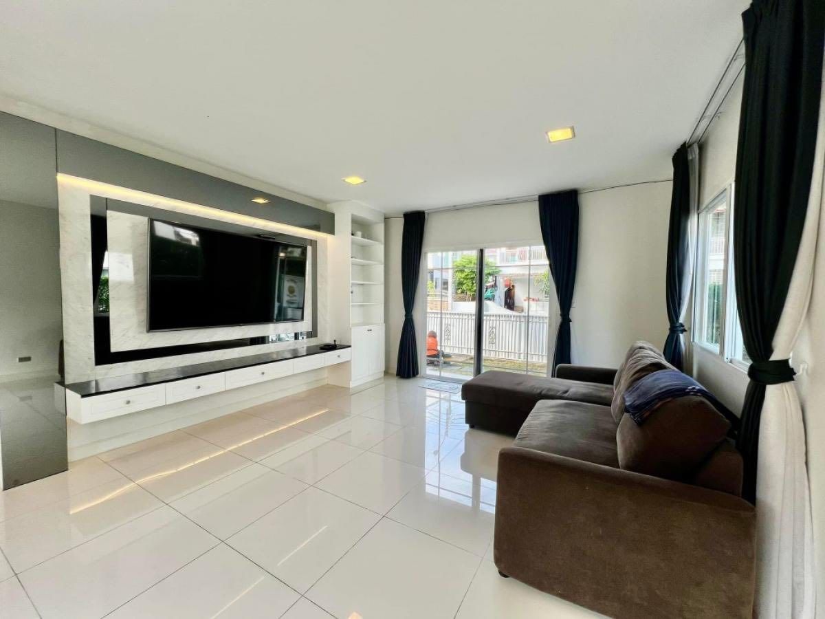 K-6381 Urgent rent! Perfect House, Ramkhamhaeng Ring Road K-6381 Urgent rent! Perfect House, Ramkhamhaeng Ring Road