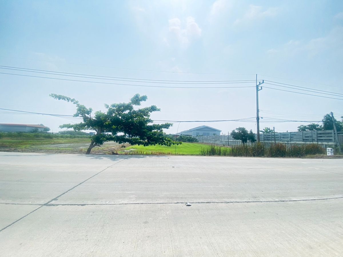 L082721 | ขายที่ดินเปล่า “ลาดหลุมแก้ว” เลียบคลองพระอุดม | 2 ไร่ 34 ตรว. ทำเลทอง พื้นที่สีเขียว เหมาะสร้างบ้าน โกดัง หรือโรงงาน
