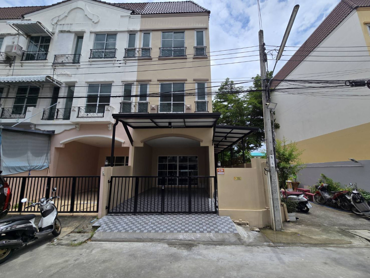 For Sale Townhouse/Townhome  , Modern Town  Ekachai 46 , Khwaeng Khlong Bang Phran , Bang Bon , Bangkok ,CX-152745