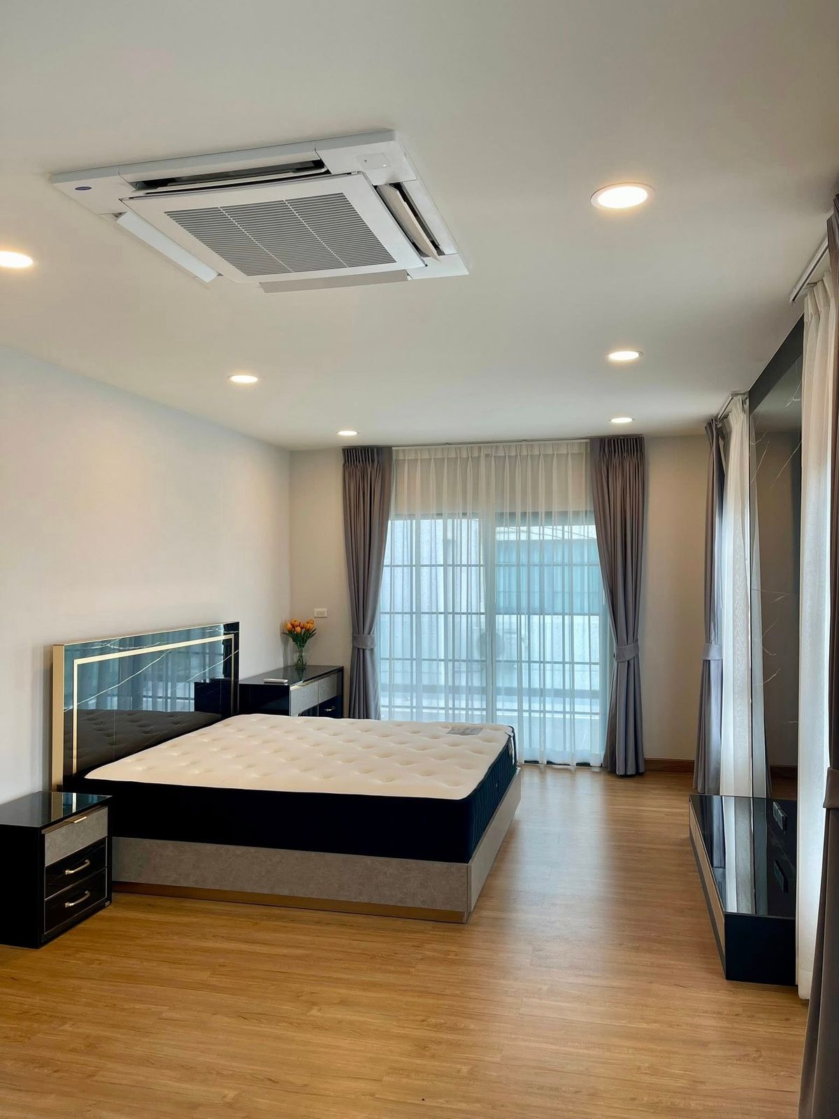 K-6389 ให้เช่า/ขายด่วน ! Centro บางนา เฟส 2 บ้านพร้อมอยู่ ใกล้เมกะบางนา K-6389 ให้เช่า/ขายด่วน ! Centro บางนา เฟส 2 บ้านพร้อมอยู่ ใกล้เมกะบางนา