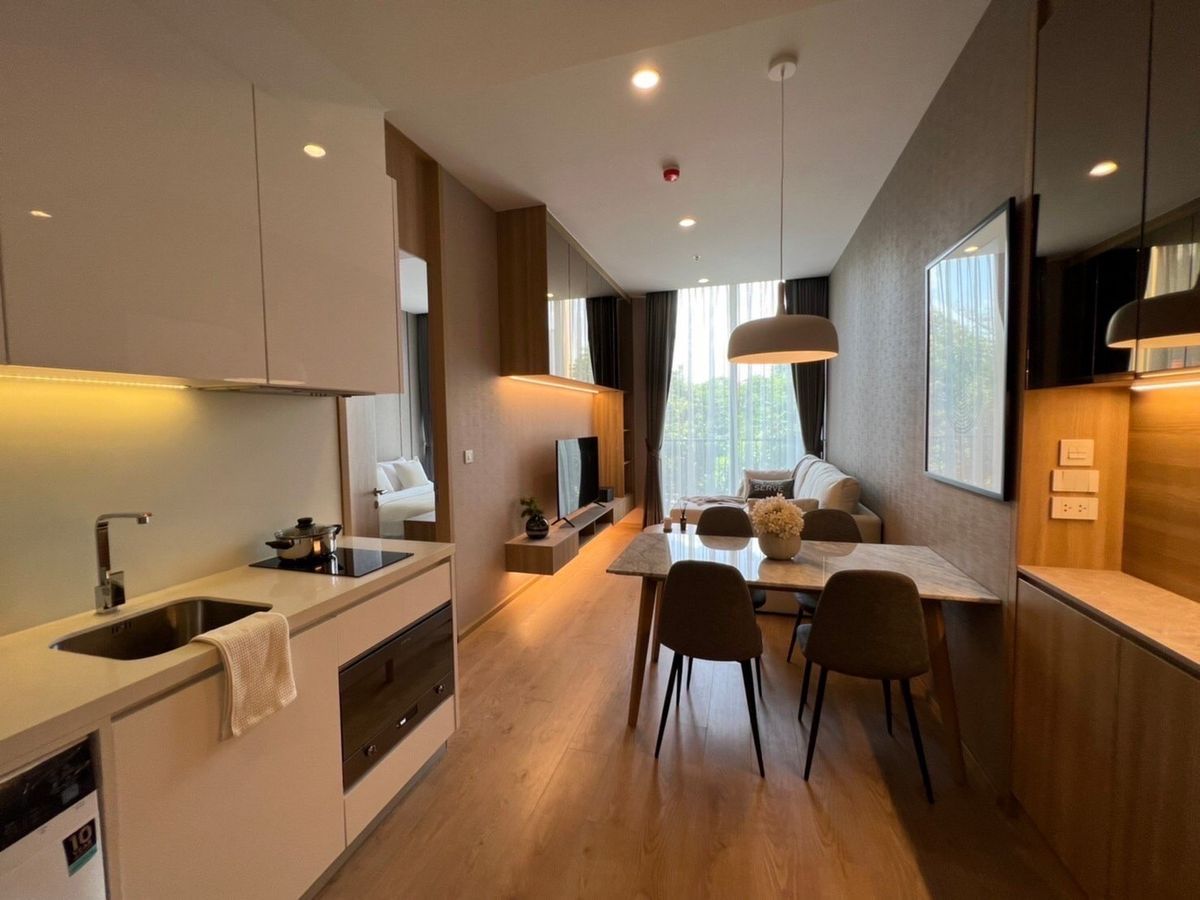 🎯 Luxury condo for sale, good price! Lower than the market!  Noble Be19 - Sukhumvit 19 in the heart of Asoke ✨ The room is very beautiful !! Furnished, the price is only 7.9 million baht.