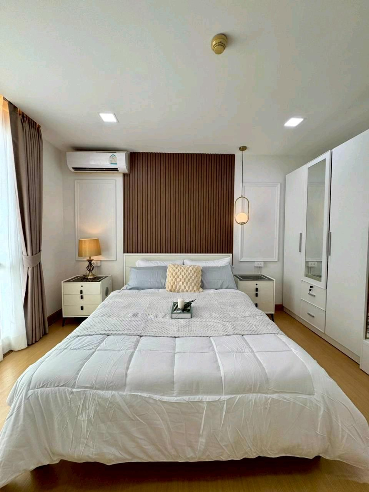 Urgent sale‼ ️ The Niche Ladprao 48 phase 1 🎉 🚈 Near BTS Prayer / MRT Sutthisan 🟣 Large room, wide area‼ ️ Urgent sale‼ ️ The Niche Ladprao 48 phase 1 🎉 🚈 Near BTS Prayer / MRT Sutthisan 🟣 Large room, wide area‼ ️