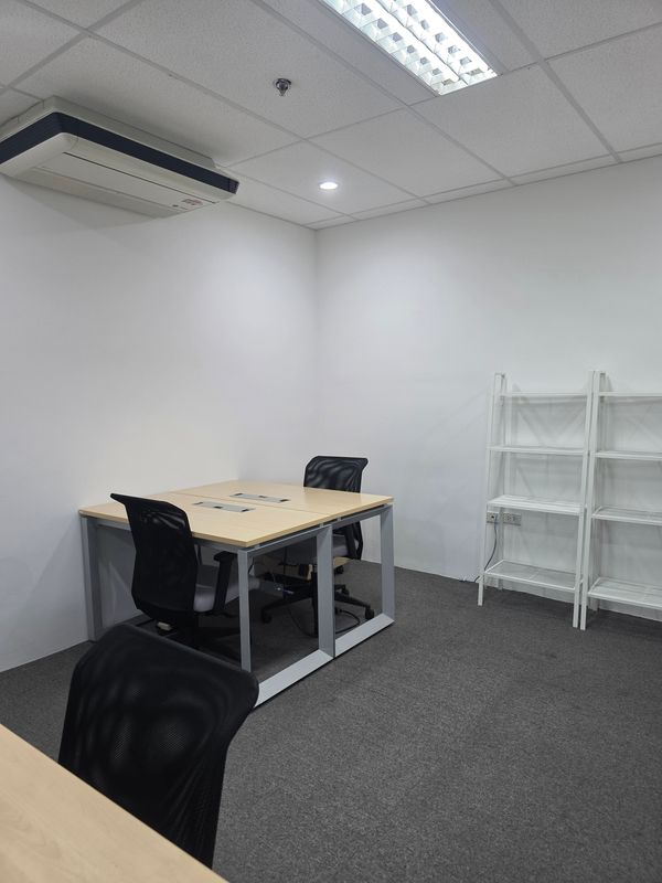 Meticulous Serviced Offices  20ตรม. บนเอกมัย - แค่เอา💻มาพอแล้ว