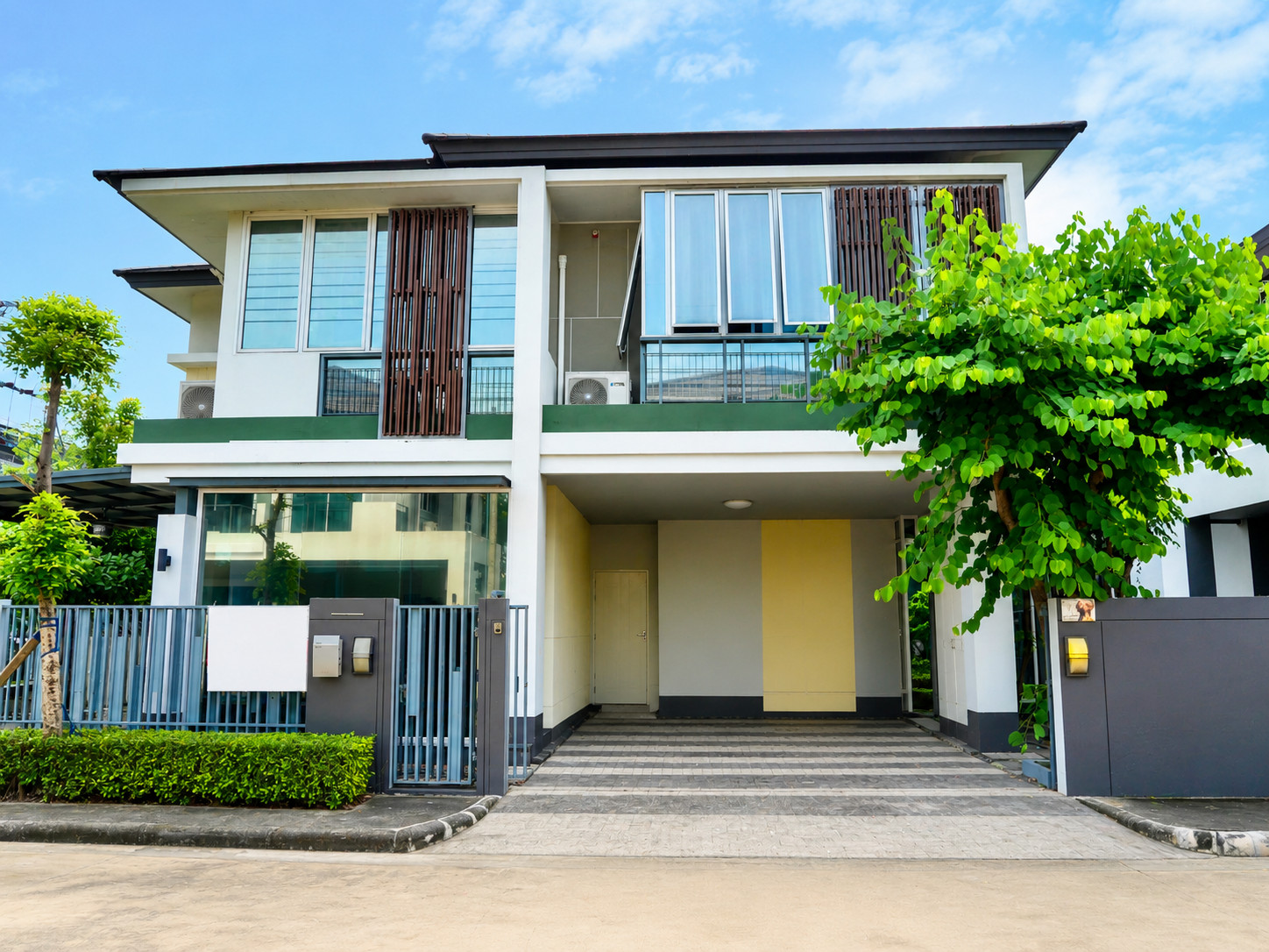 🏡 ขาย / ให้เช่า บ้านเดี่ยวสุดหรู Sena Park Grand รามอินทรา เลี้ยงสัตว์ได้ | เฟอร์นิเจอร์ครบ | พร้อมเข้าอยู่ 🏡 ขาย / ให้เช่า บ้านเดี่ยวสุดหรู Sena Park Grand รามอินทรา เลี้ยงสัตว์ได้ | เฟอร์นิเจอร์ครบ | พร้อมเข้าอยู่