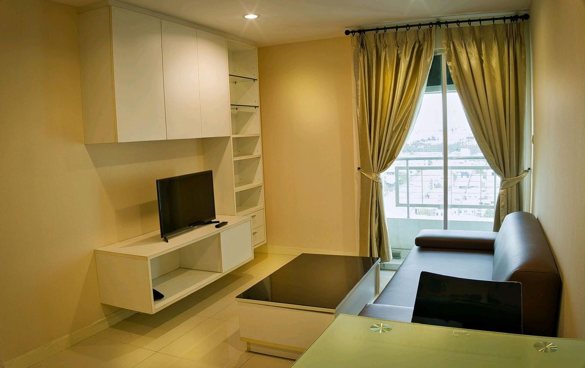 For Urgently Sell Room Type 2 Bedroom Inspire Please Call 0928242499