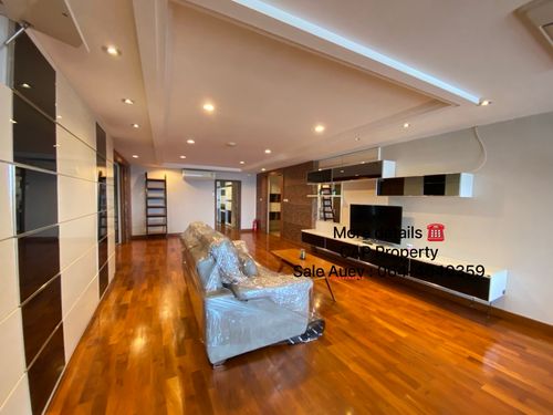 Pet Friendly (3 bed 223 Sqm) Condo for RENT@Sukhumvit 24 (85,000 THB Negotiable) BTS Phrompong