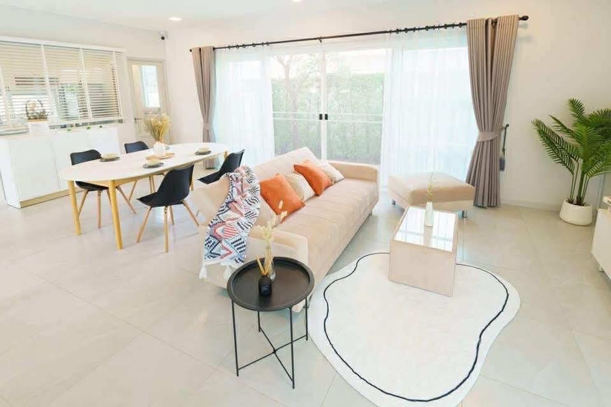 บ้านพร้อมเฟอร์ และเครื่องใช้ไฟฟ้าครบ โครงการชัยพฤกษ์ บางนา กม.15 (L&H)  ทำเลดี ใกล้เมกะบางนา เพียง5นาที