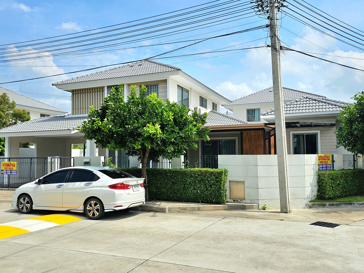 ขายบ้านเดี่ยว 2 ชั้น 5 ห้องนอน 4 ห้องน้ำ หมู่บ้าน Life in the Garden ติดถ.สุขุมวิท อ.บ้านฉาง ระยอง House for Sale 5 Bedrooms 4 Bathrooms, Life In The Garden Village, Sukhumvit Rd. Banchang District, Rayong – รูปที่ 4